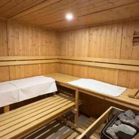 Simone - 8 Pers, 100m Et Sauna *